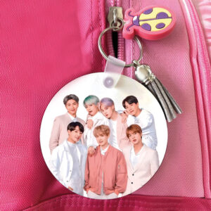 Μπρελόκ ξύλινο “BTS”